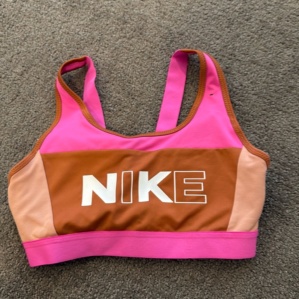 Nike sports bra small